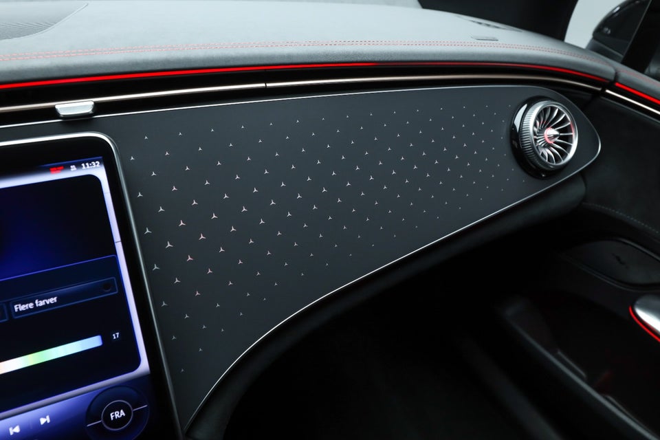 Mercedes EQE350 AMG Line 4d