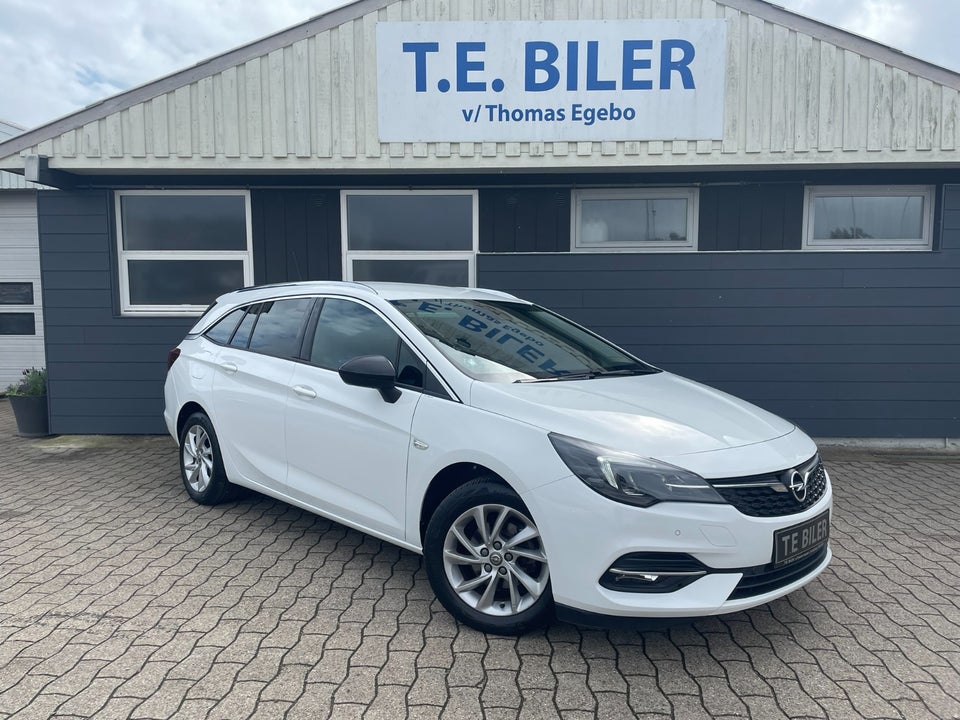 Opel Astra 1,2 T 110 Elegance Sports Tourer 5d