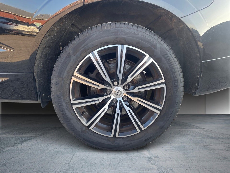 Volvo XC60 2,0 B5 250 Inscription aut. 5d