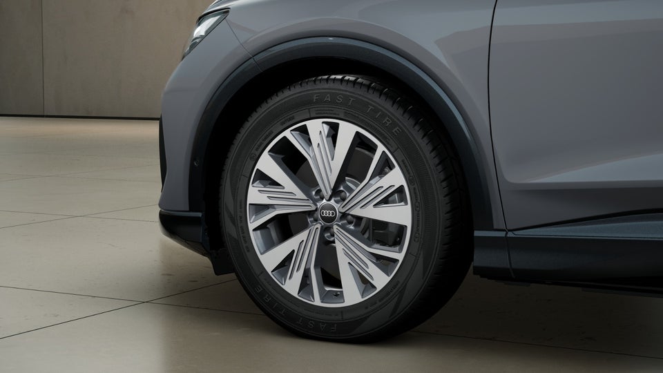 Audi Q4 e-tron 45 Progress 5d