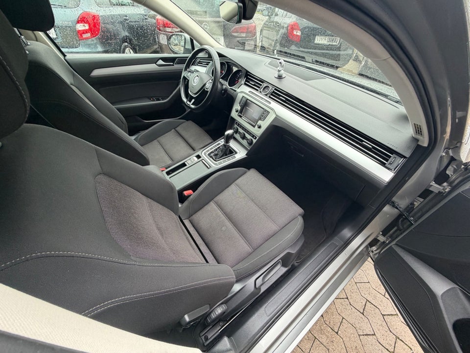 VW Passat 2,0 TDi 150 Comfort+ DSG 4d