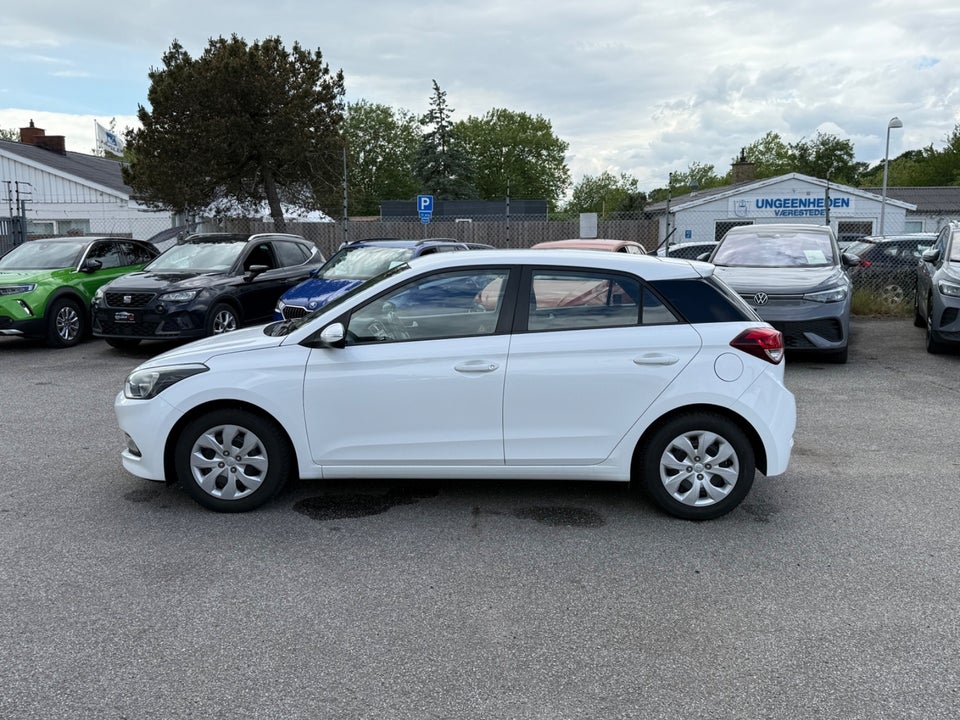 Hyundai i20 1,25 Trend 5d