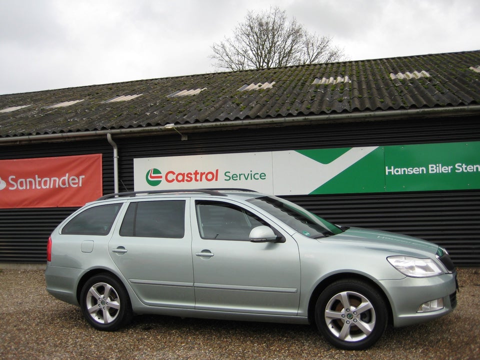 Skoda Octavia 1,2 TSi 105 Ambiente Combi 5d