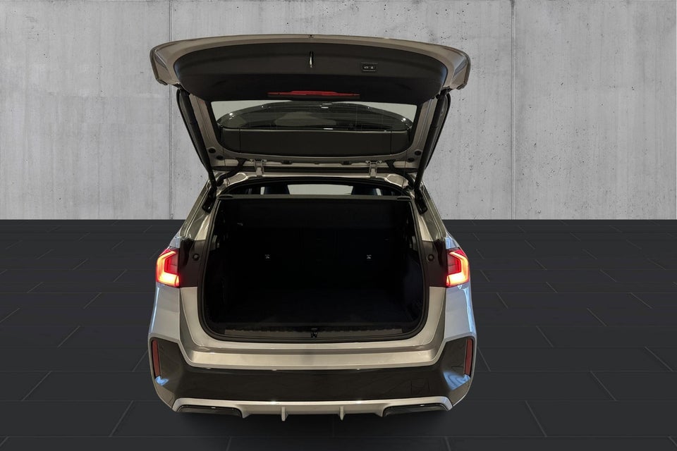 BMW iX1 eDrive20 M-Sport 5d