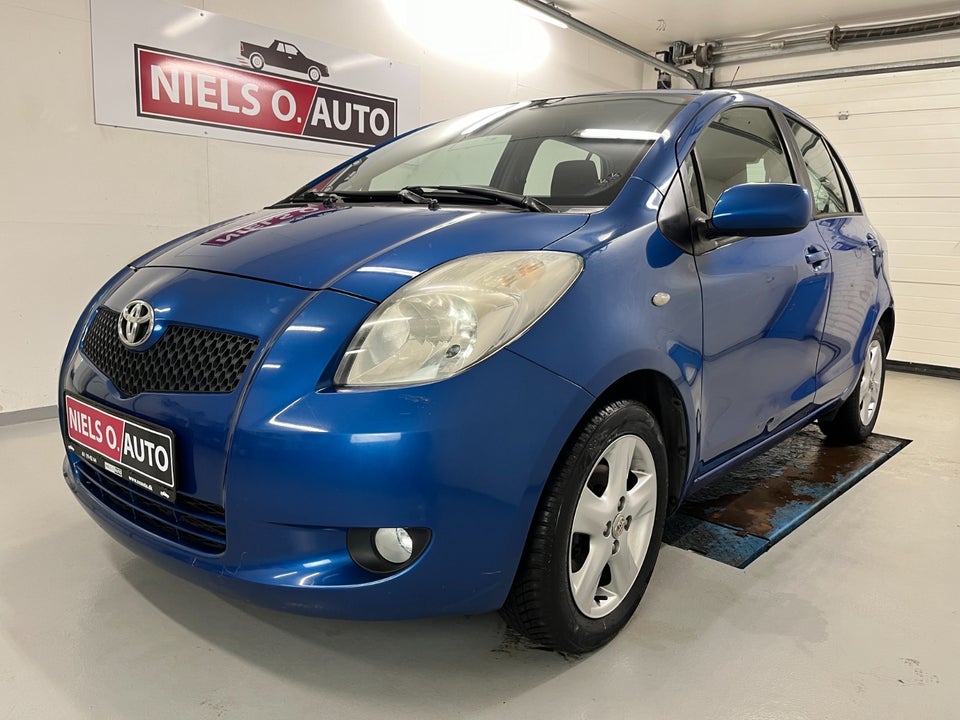 Toyota Yaris 1,3 Sol 5d