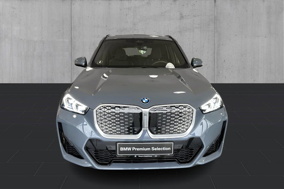 BMW iX1 eDrive20 M-Sport 5d