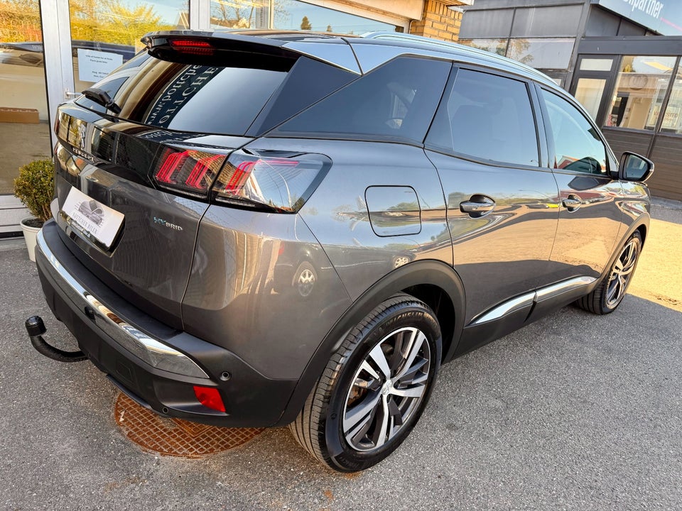 Peugeot 3008 1,6 Hybrid Allure Pack EAT8 5d