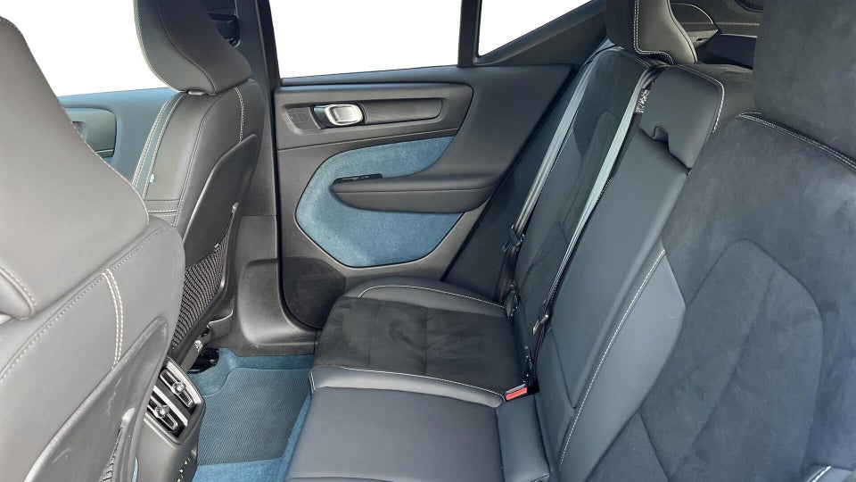 Volvo XC40 ReCharge Twin Ultimate 5d