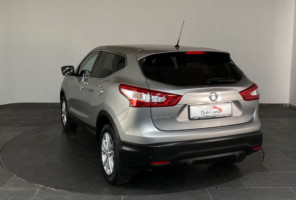 Nissan Qashqai 1,2 Dig-T 115 N-Connecta X-tr. 5d