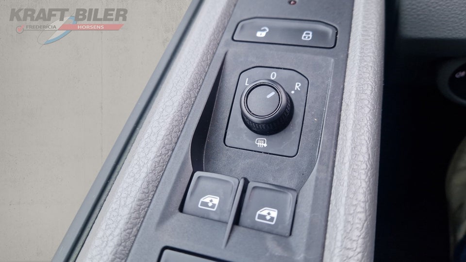 VW Transporter 2,0 TDi 150 Kassevogn DSG lang