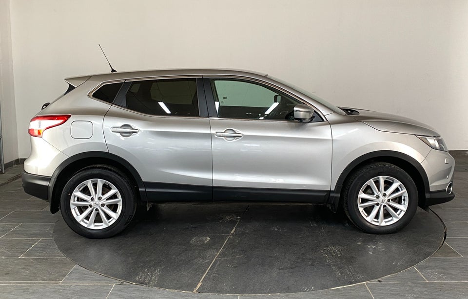 Nissan Qashqai 1,2 Dig-T 115 N-Connecta X-tr. 5d