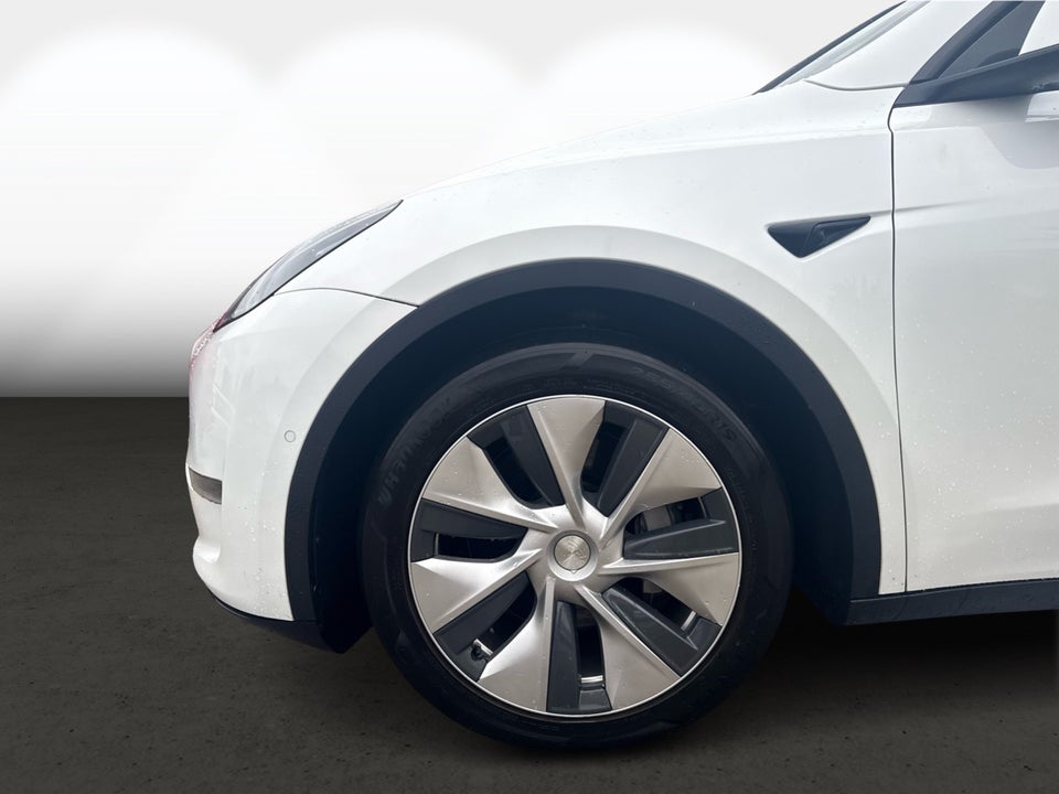 Tesla Model Y Long Range AWD 5d