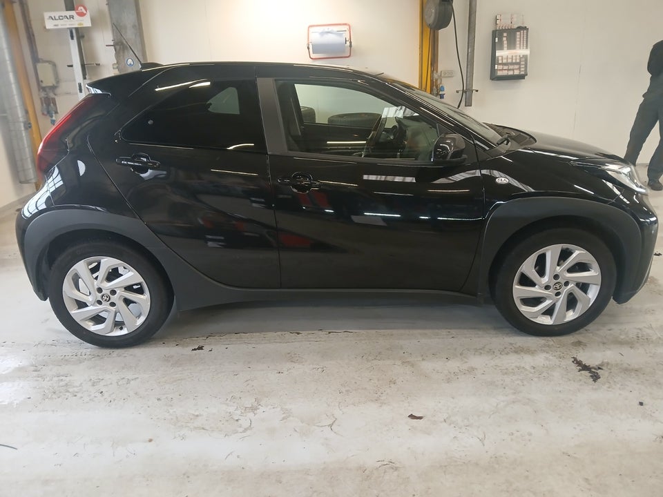 Toyota Aygo X 1,0 Play Comfort 5d