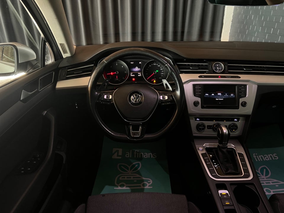 VW Passat 2,0 TDi 150 R-line Variant DSG 5d
