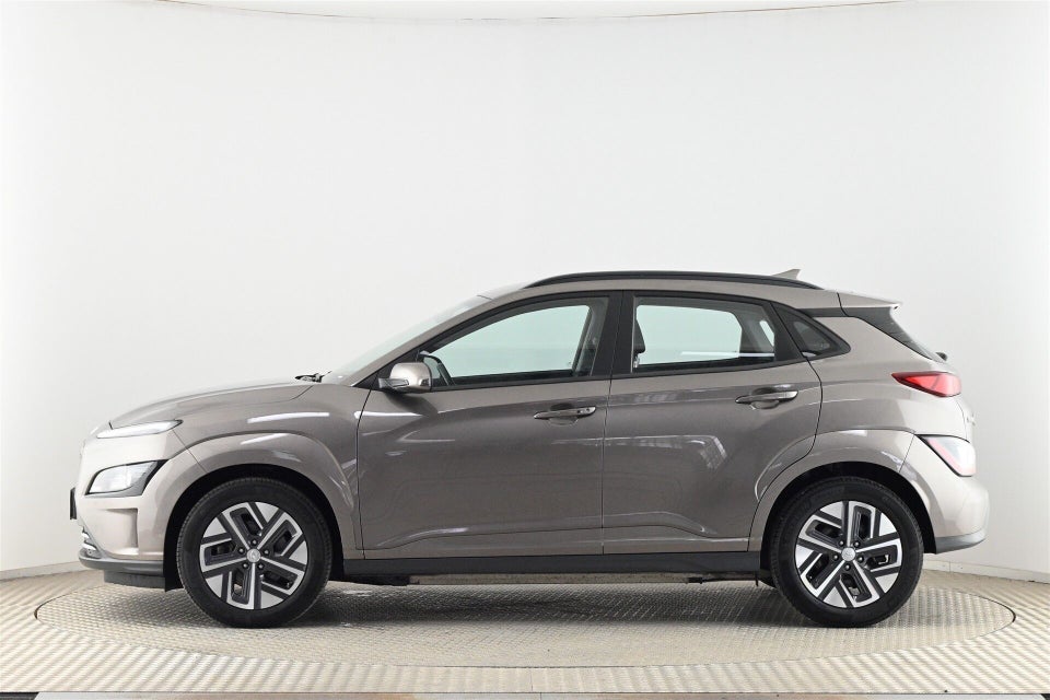 Hyundai Kona 39 EV Essential 5d