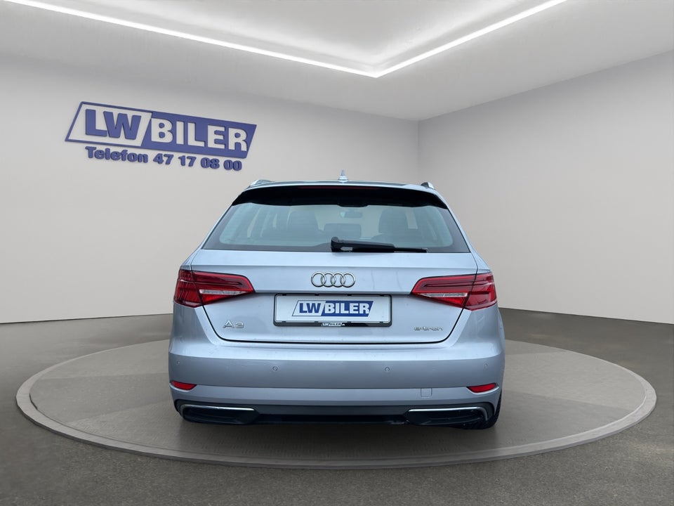 Audi A3 1,4 e-tron Sport Sportback S-tr. 5d