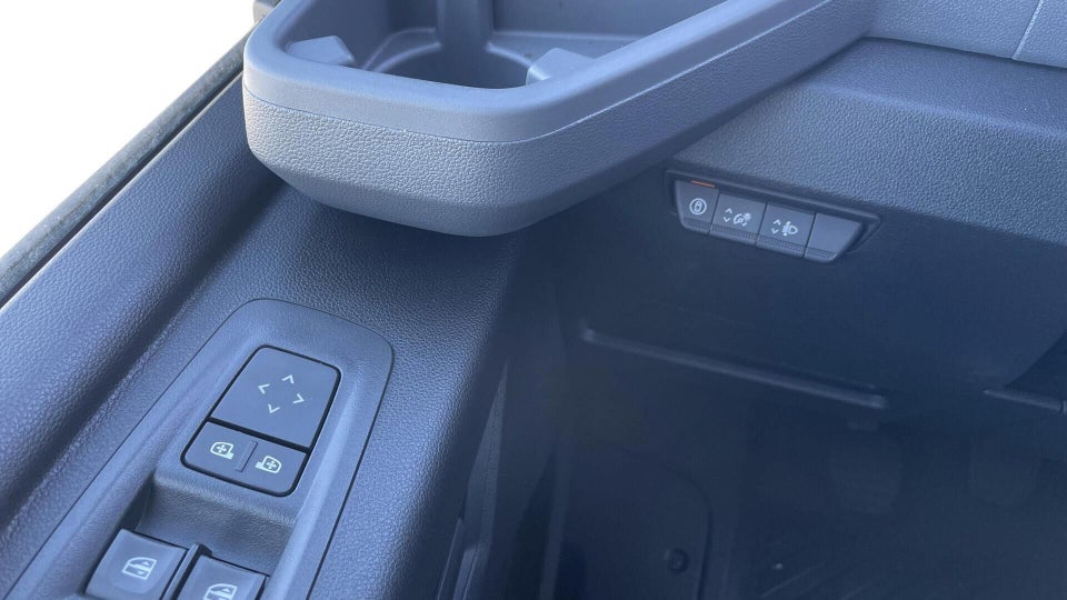 Renault Master V T33 2,0 dCi 130 L2H2 Kassevogn