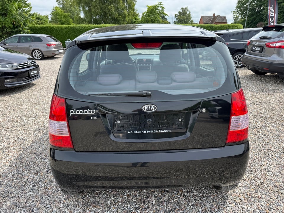 Kia Picanto 1,1 EX 5d
