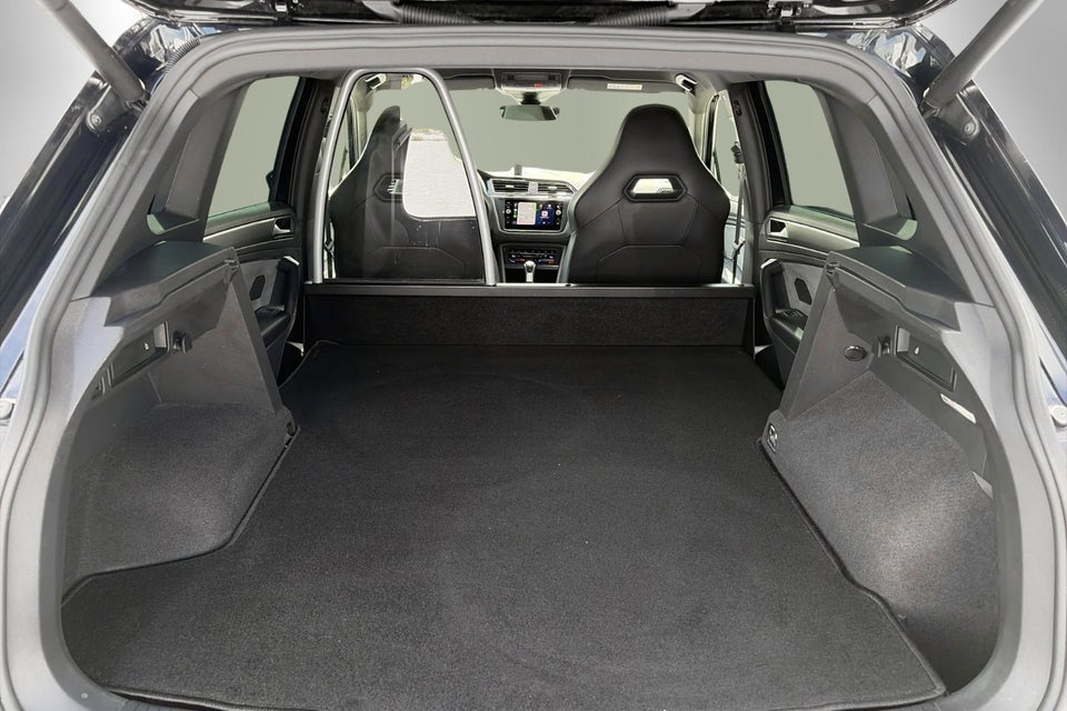 VW Tiguan 2,0 R DSG 4Motion Van 5d