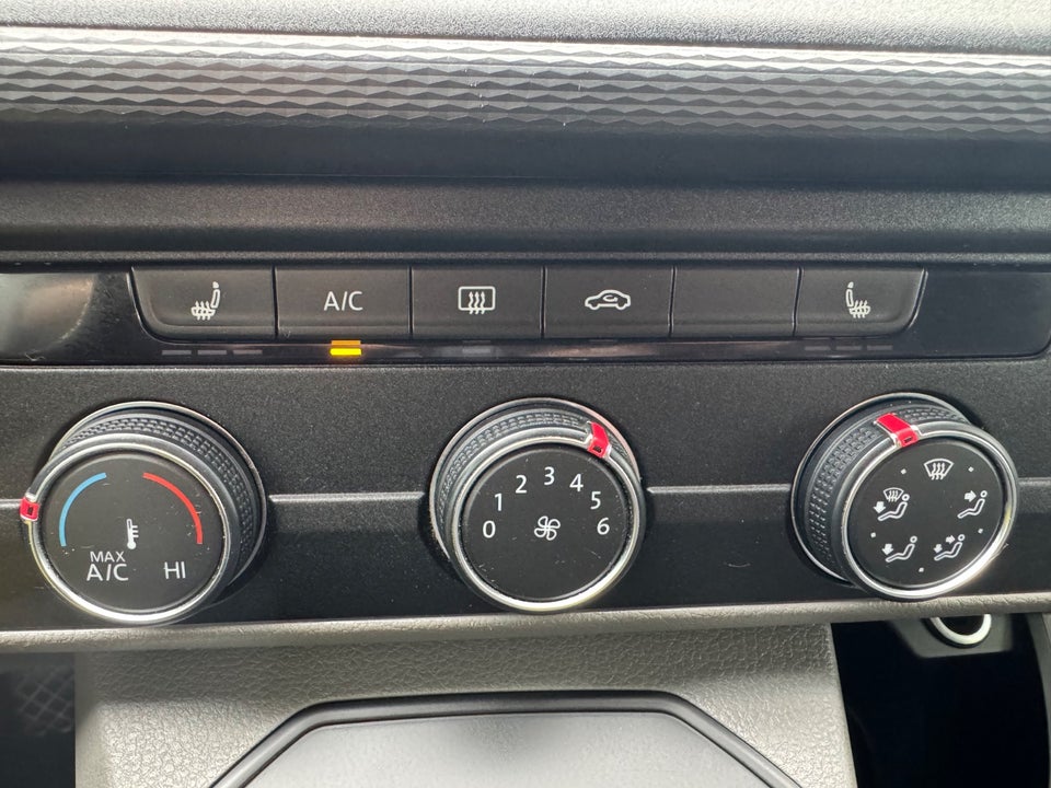 VW Transporter 2,0 TDi 150 Kassevogn DSG lang