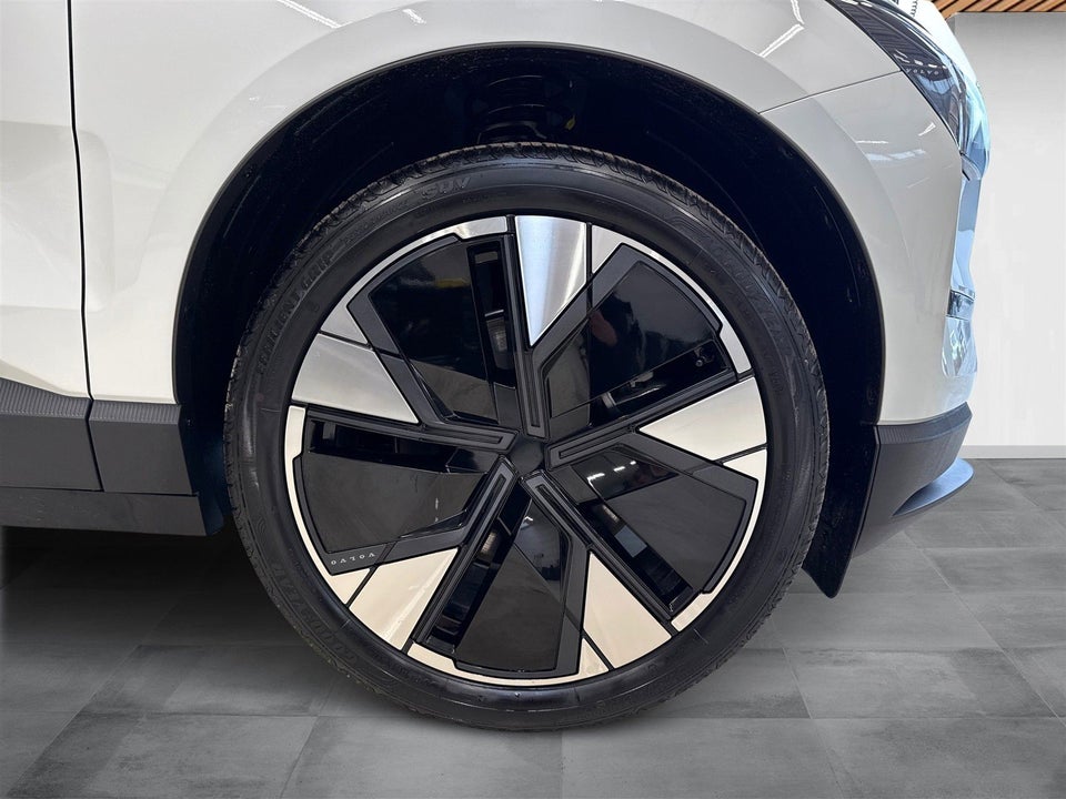 Volvo EX30 Extended Range Ultra 5d