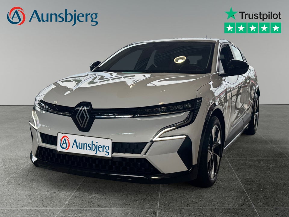 Renault Megane E-Tech 40 Equilibre 5d