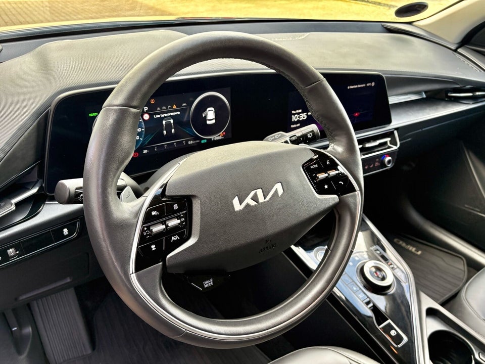 Kia Niro 64 EV Prestige 5d