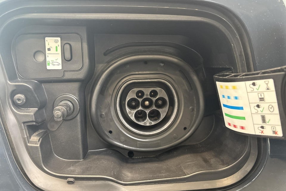 Renault Captur 1,6 E-Tech Intens 5d