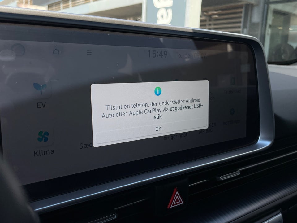 Hyundai Ioniq 6 77 Essential 4d