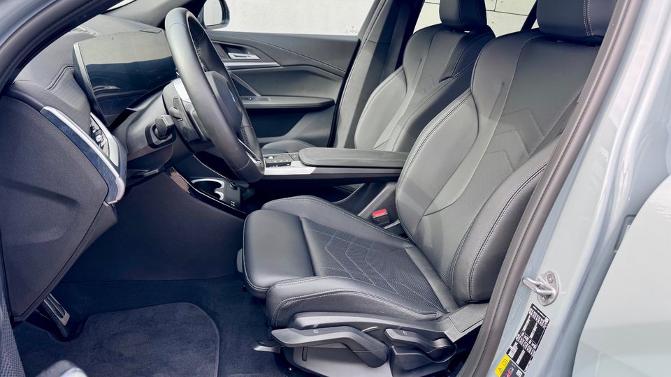 BMW iX2 eDrive20 Fully Charged M-Sport 5d