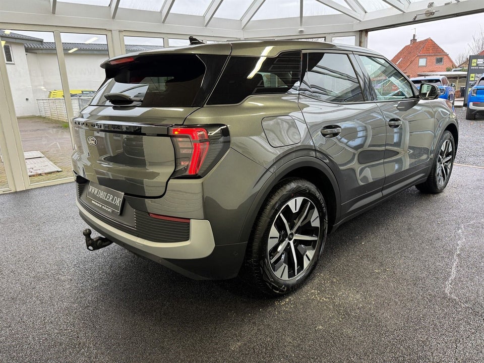 Ford Explorer 82 Select Extended Range 5d