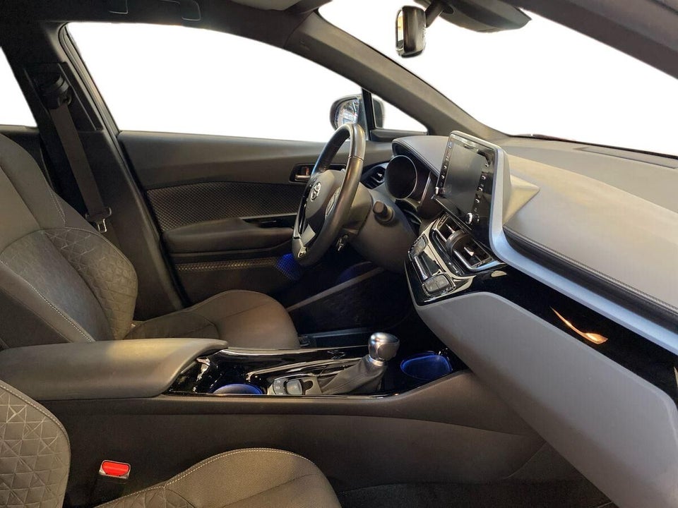 Toyota C-HR 2,0 Hybrid C-LUB Premium CVT 5d