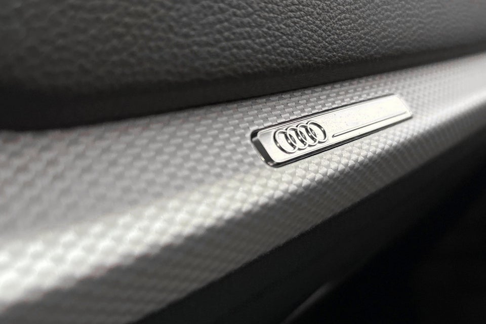 Audi Q2 35 TFSi Prestige S-tr. 5d