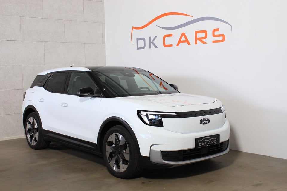 Ford Explorer 82 Premium Extended Range 5d