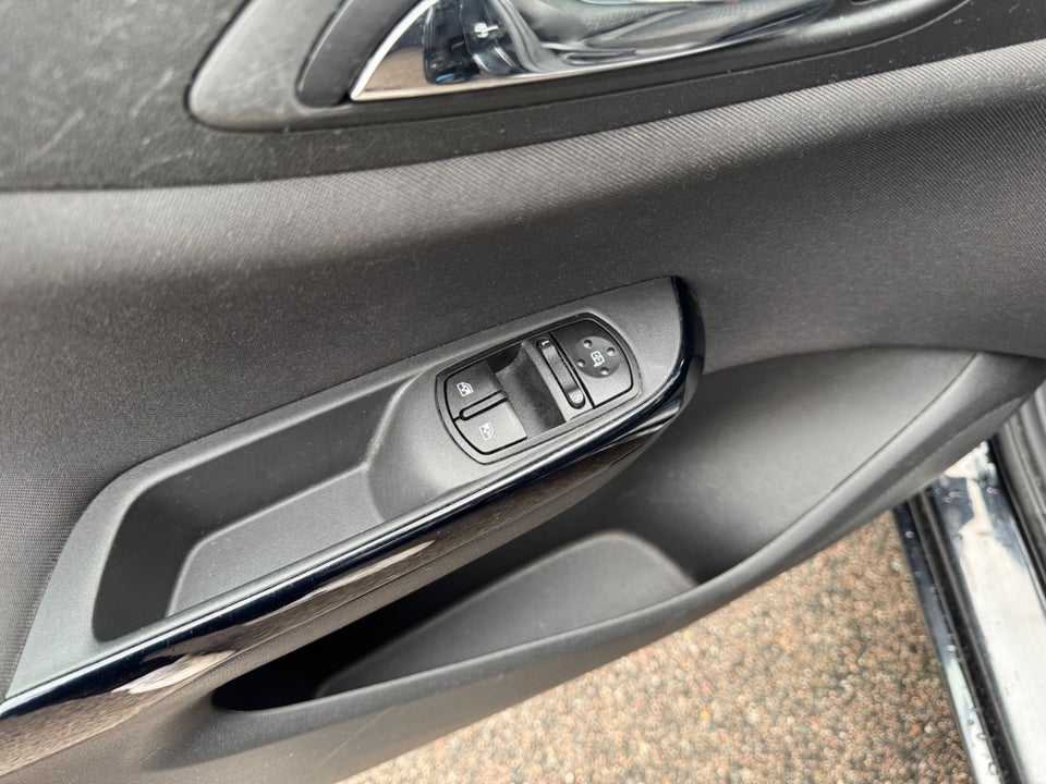 Opel Corsa 1,4 Enjoy 5d