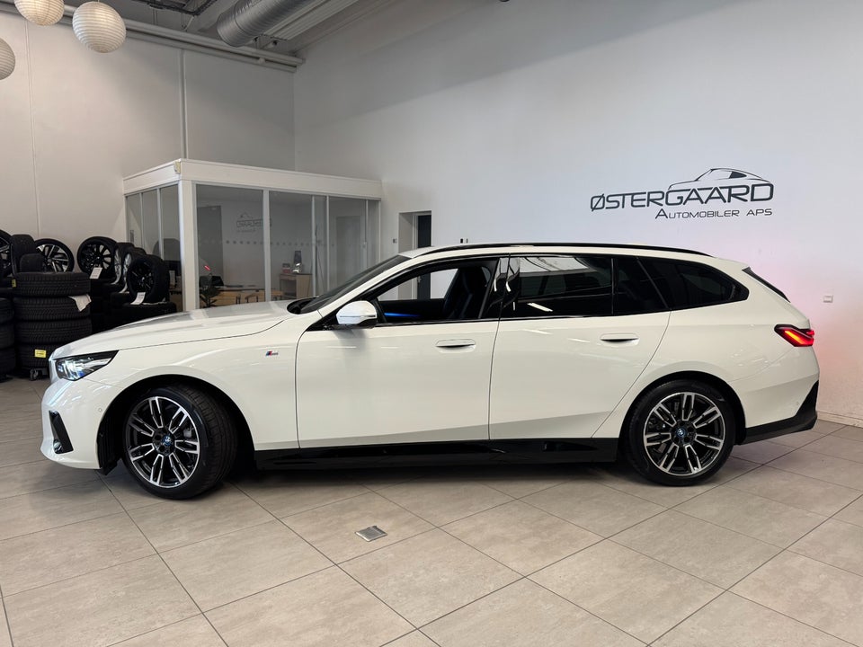 BMW i5 eDrive40 Touring M-Sport 5d
