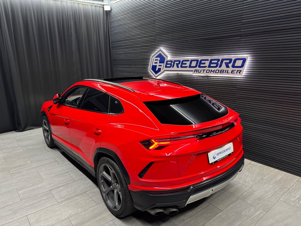 Lamborghini Urus 4,0  5d