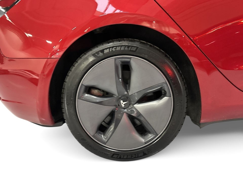 Tesla Model 3 Long Range AWD 4d