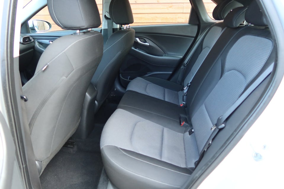 Hyundai i30 1,0 T-GDi Life 5d