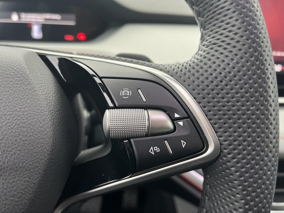 Skoda Elroq 85 iV Lodge 5d