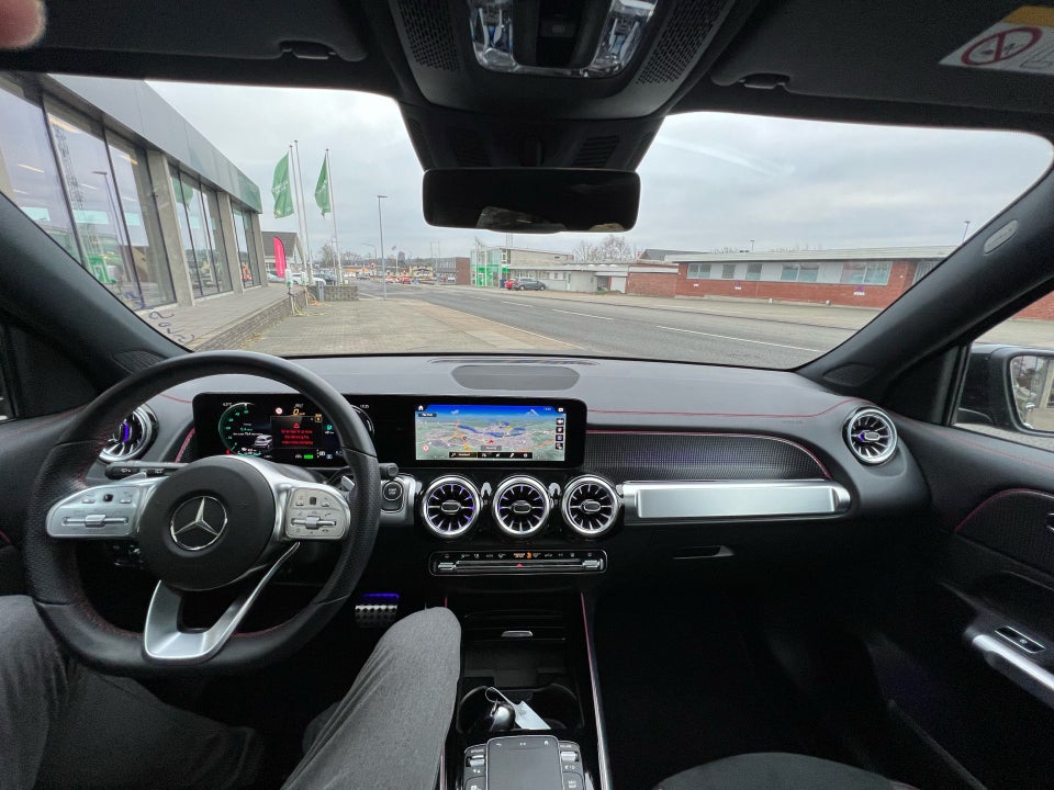 Mercedes EQB250 AMG Premium 7prs 5d