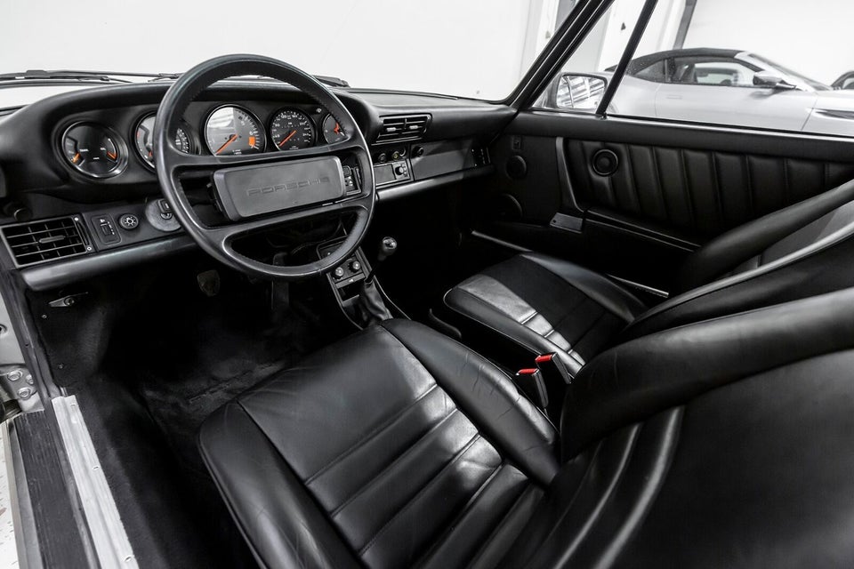 Porsche 911 3,2 Carrera Coupé 2d