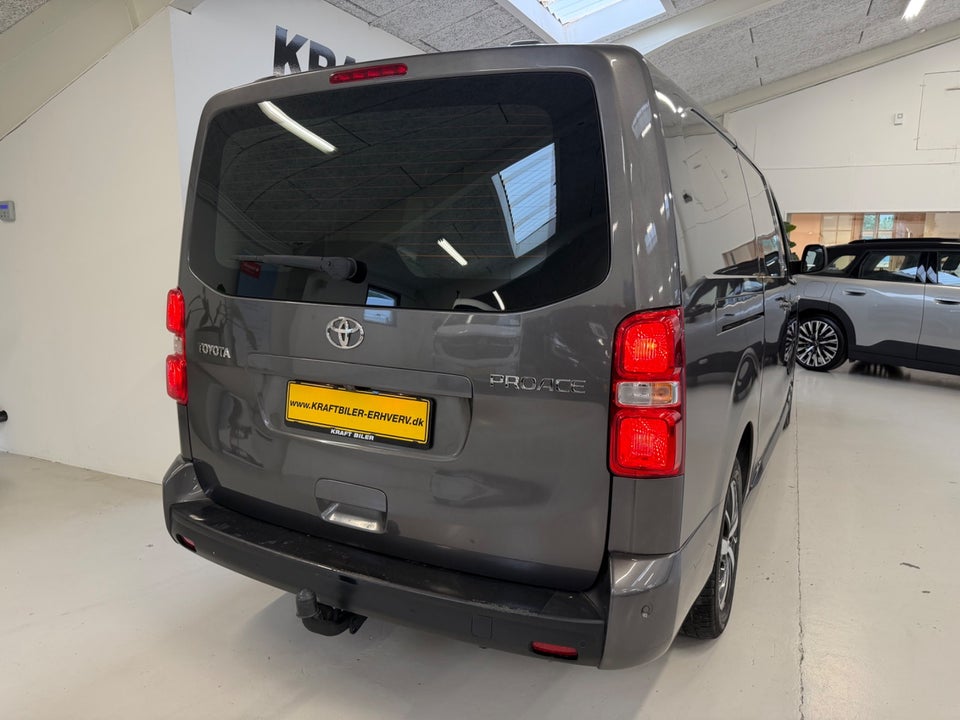 Toyota ProAce 2,0 D 177 Long Comfort Master aut. 5d