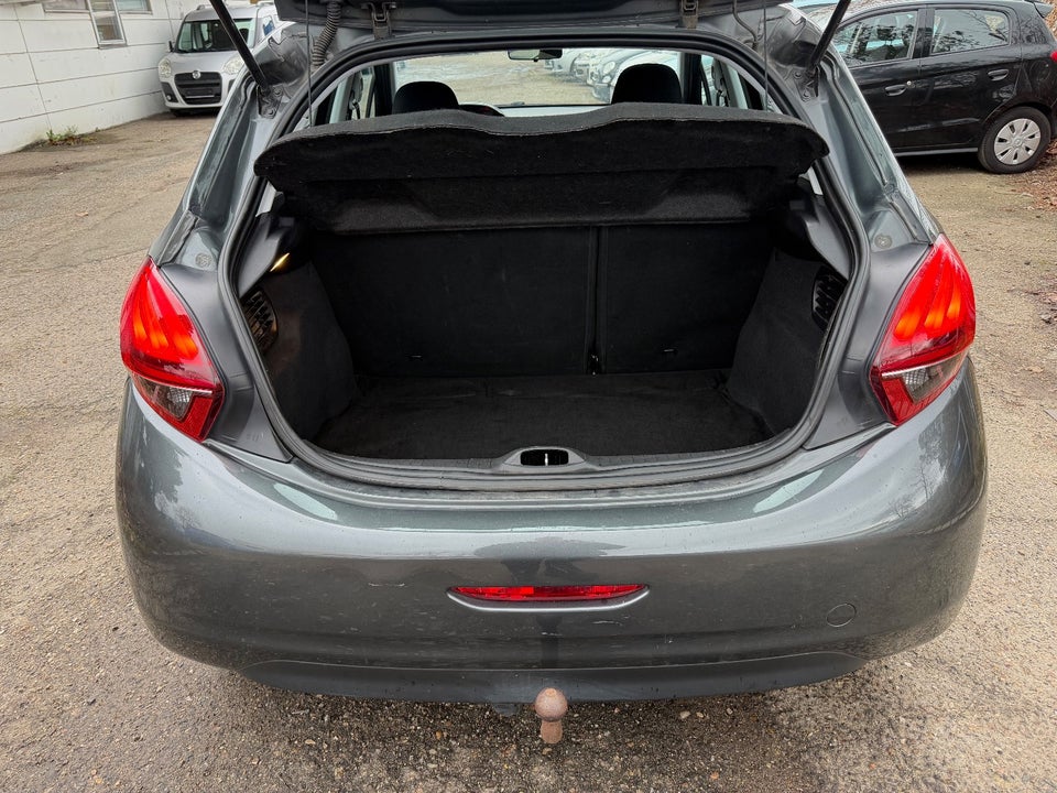 Peugeot 208 1,6 BlueHDi 100 Active 5d