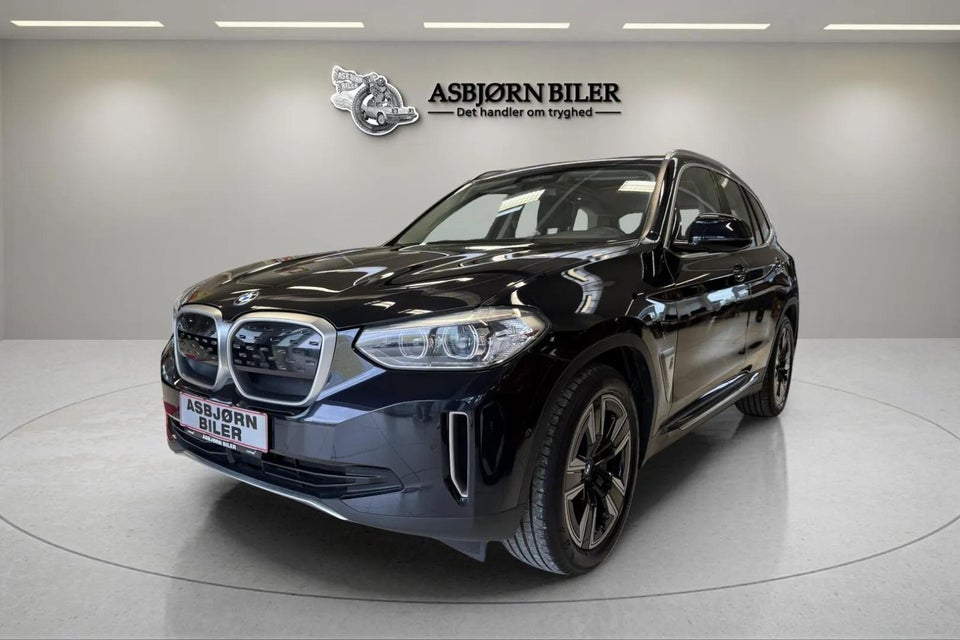 BMW iX3 Charged 5d