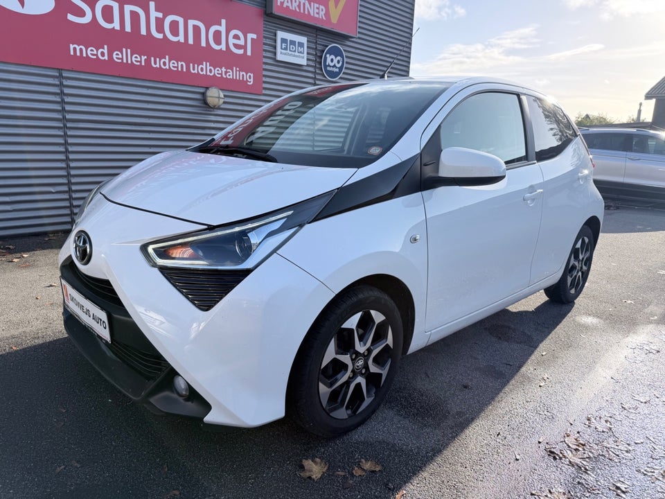 Toyota Aygo 1,0 VVT-i x-press 5d