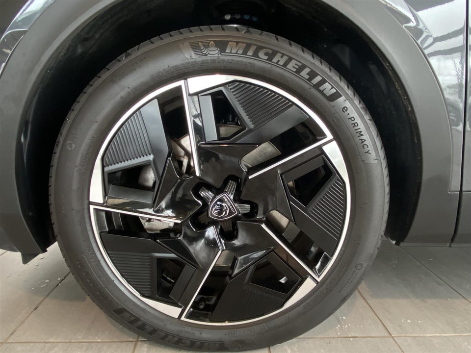 Peugeot 408 1,6 Hybrid GT EAT8 5d