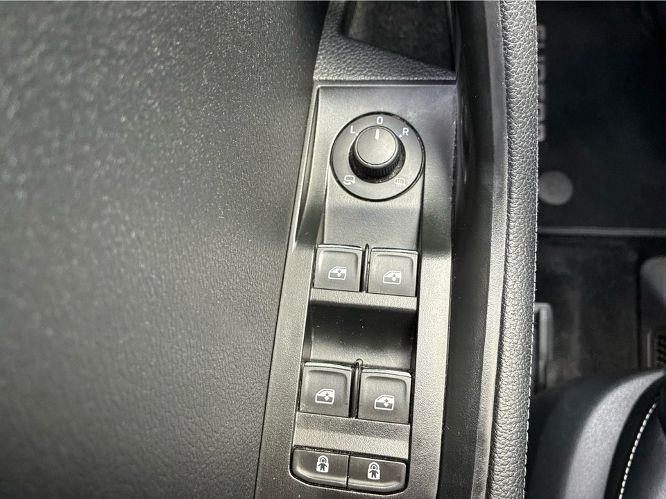 Skoda Superb 1,5 TSi 150 Business Executive Combi DSG 5d