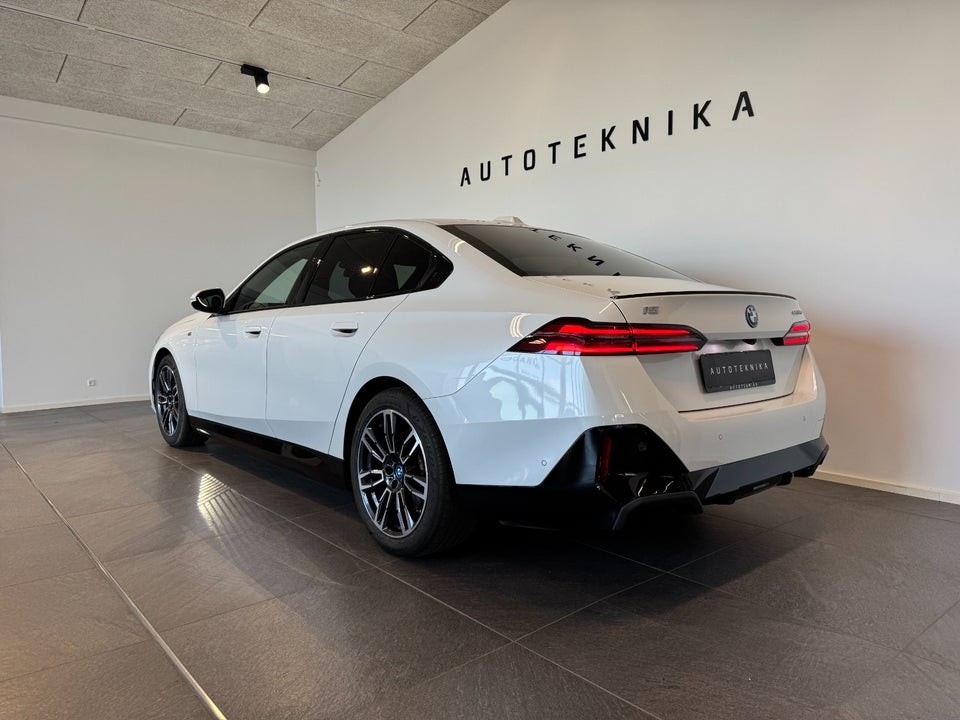 BMW i5 eDrive40 M-Sport Pro 4d