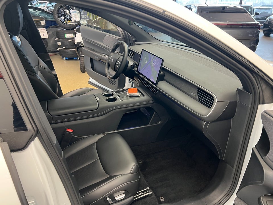 Xpeng G6 Performance 5d